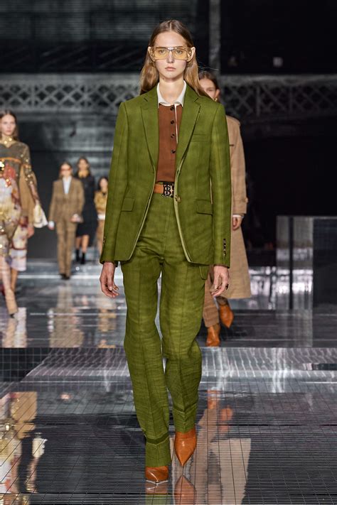 sfilata burberry 2020|Burberry Fall 2020 Ready.